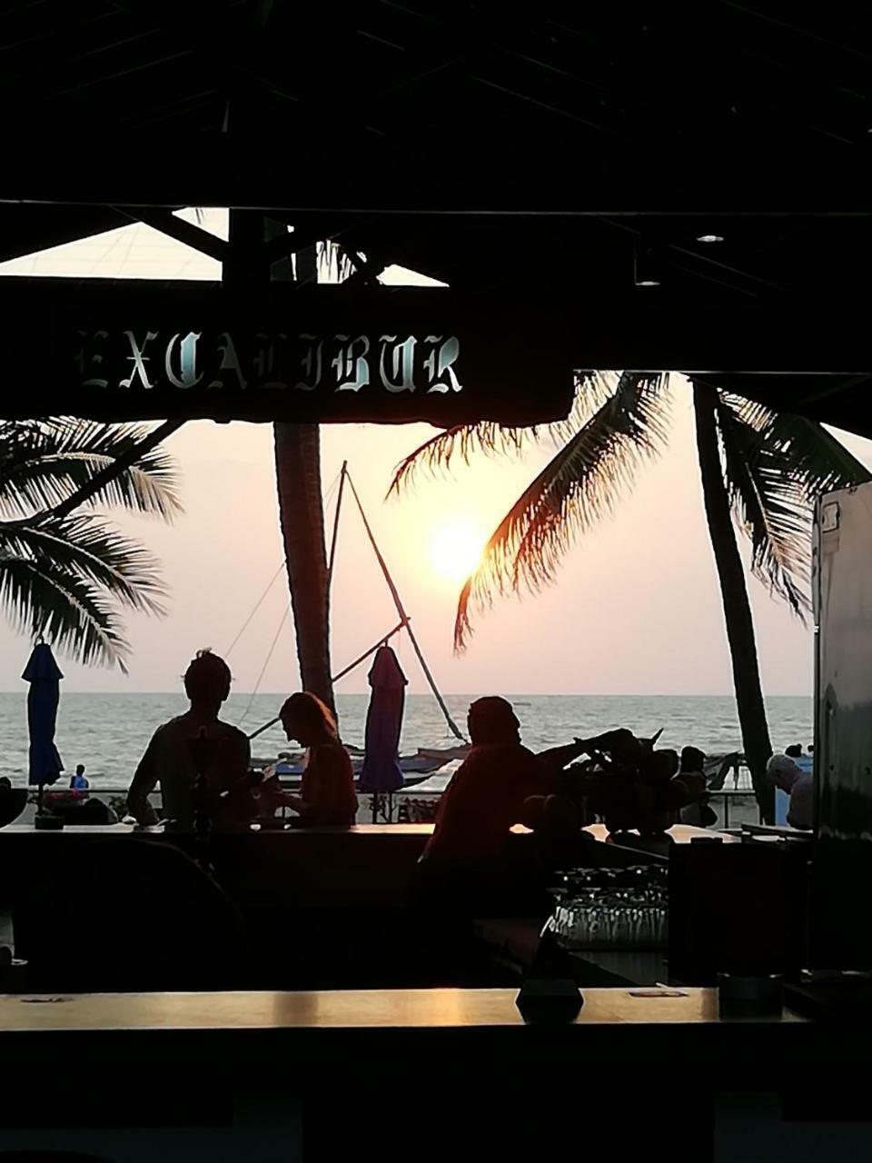 Hotel Ruki Sea Reach à Kudapaduwa Extérieur photo